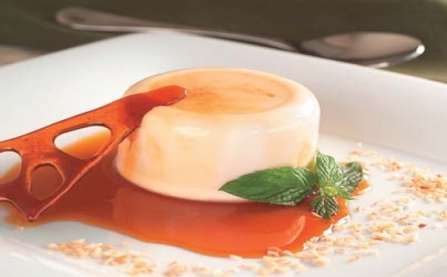 ‘Panna cotta’ de coco y caramelo